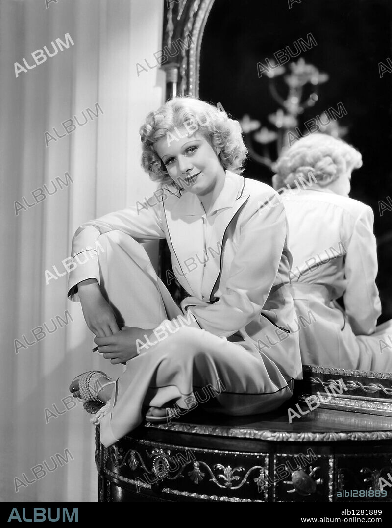 JEAN HARLOW in LIBELED LADY, 1936, directed by JACK CONWAY. Copyright M.G.M.