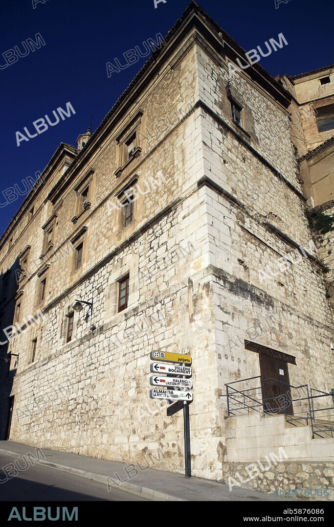 Ontinyent / Onteniente; Antiguo Almodí (sede de Museo de Arqueología).