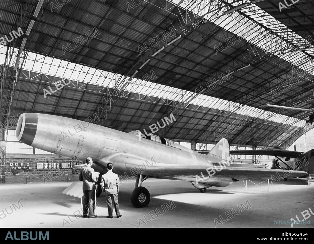 Hangar. jet plane CC2.