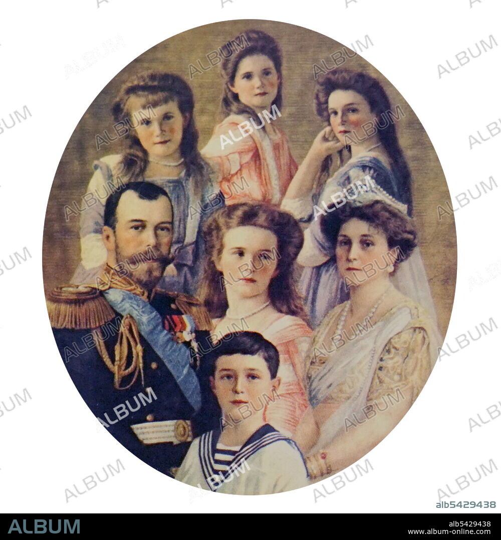 The royal family in 1913. Grand Duchess Olga Nikolaevna, Grand Duchess Maria Nikolaevna, Nicholas II, Tsarina Alexandra Feodorovna, Grand Duchess Anastasia Nikolaevna, Tsarevich Alexei Nikolaevich and Grand Duchess Tatyana Nikolaevna.