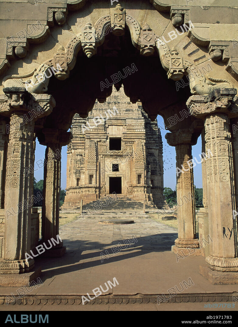 Sas-Bahu Temple in the Gwalior Fort, a city in the Madhya Pradesh region, India. Indian civilization, 9th century.