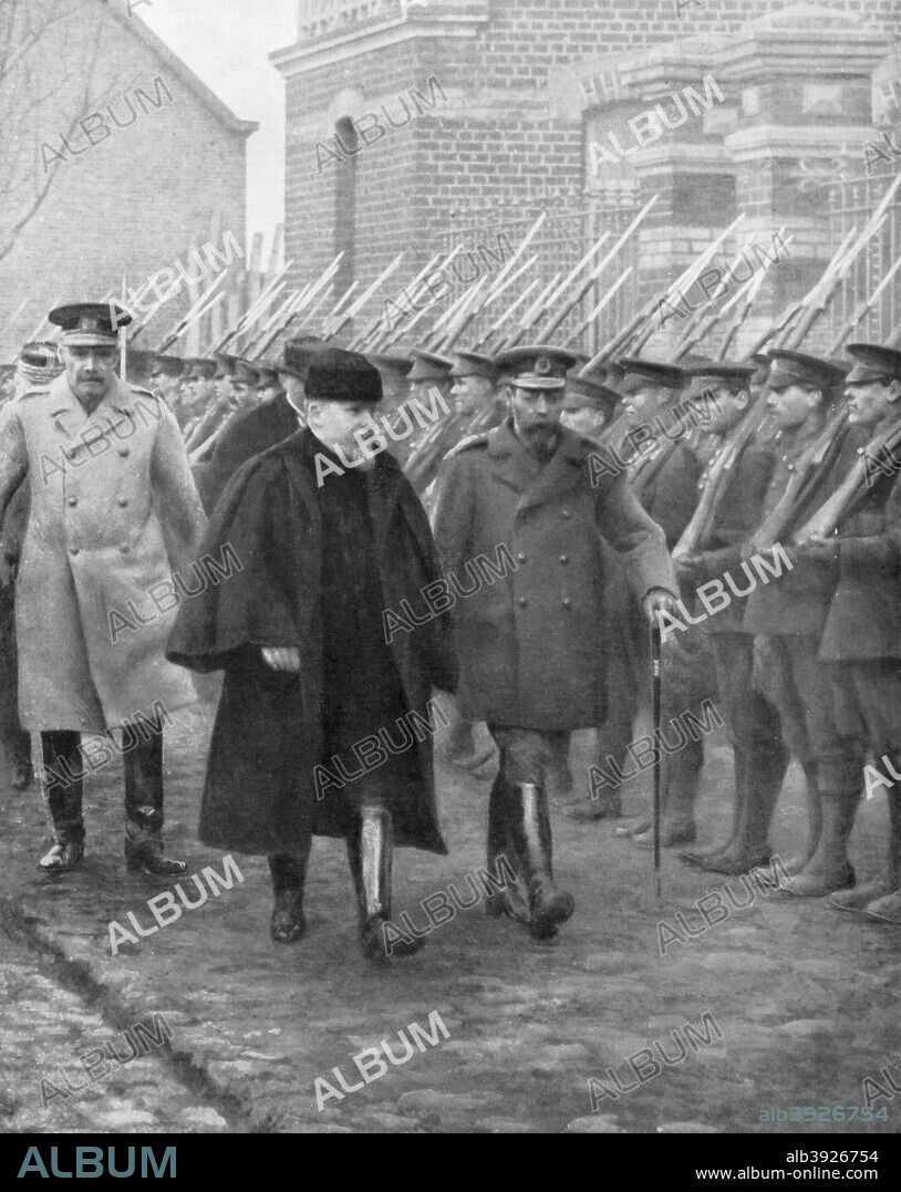 French President Raymond Poincare and King George V, December 1914. Meeting of the French and British heads of state during World War I.