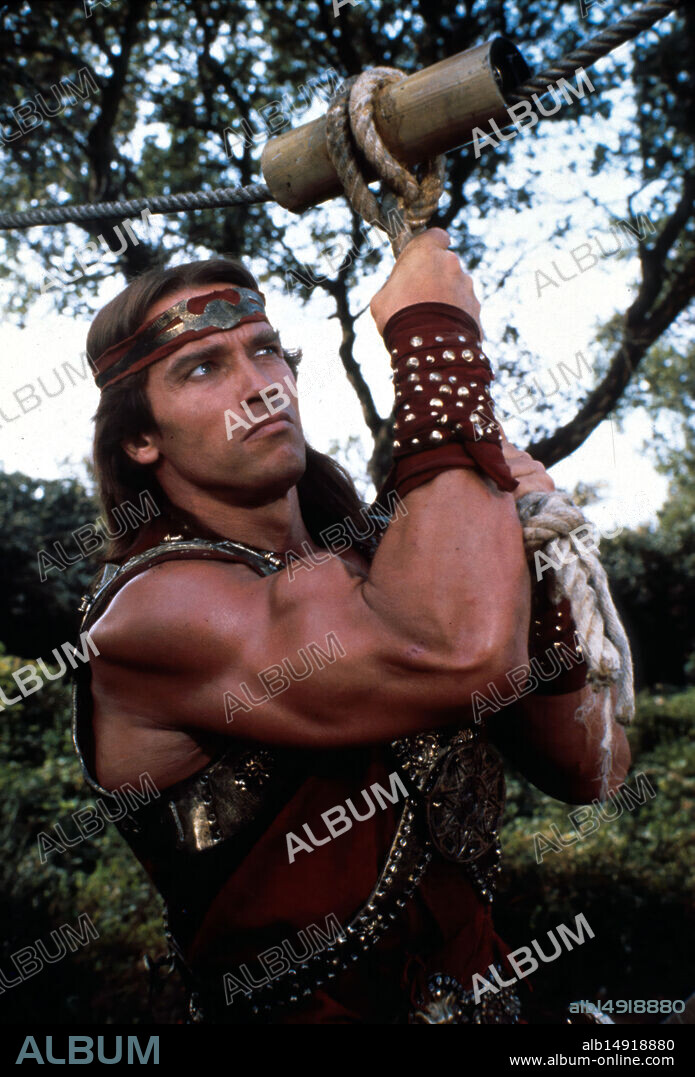 ARNOLD SCHWARZENEGGER en EL GUERRERO ROJO, 1985 (RED SONJA), dirigida por RICHARD FLEISCHER. Copyright M.G.M/UNITED ARTIST.