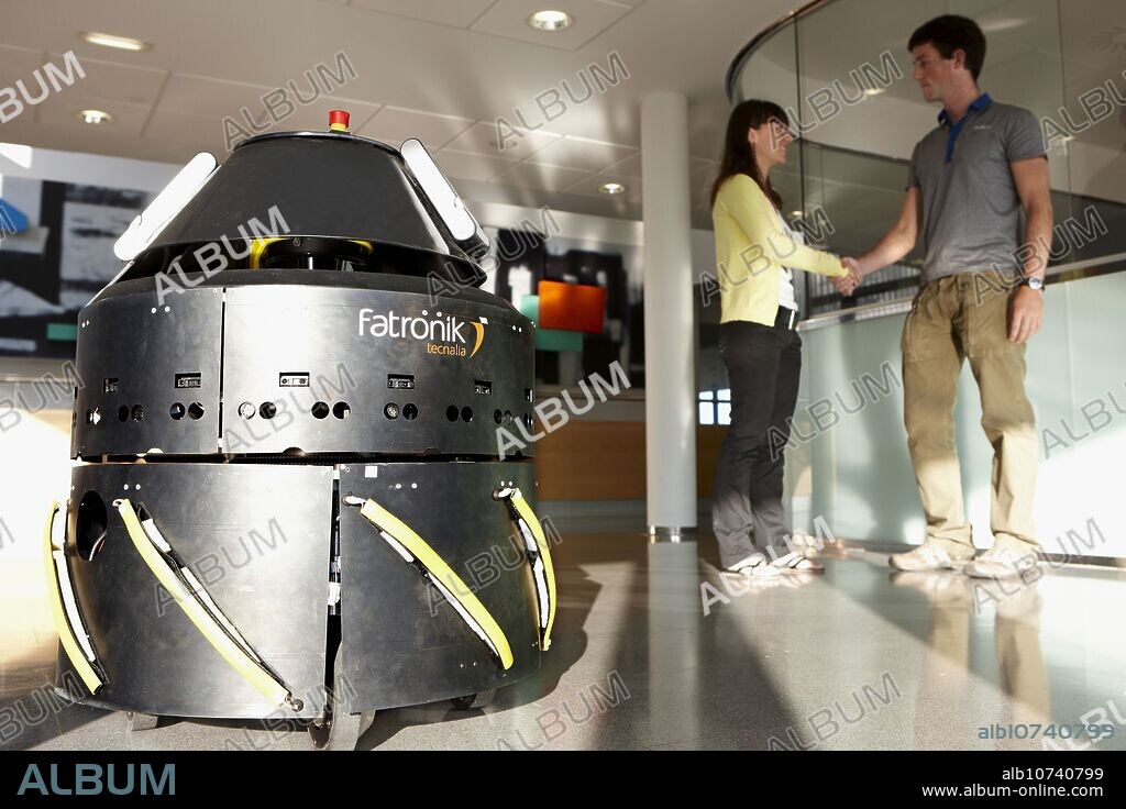 Mugiro multipurpose mobile platform in non-controlled environment with obstacles and moving people, Fatronik-Tecnalia, Research and Technology Center, Donostia, Basque Country, Spain.