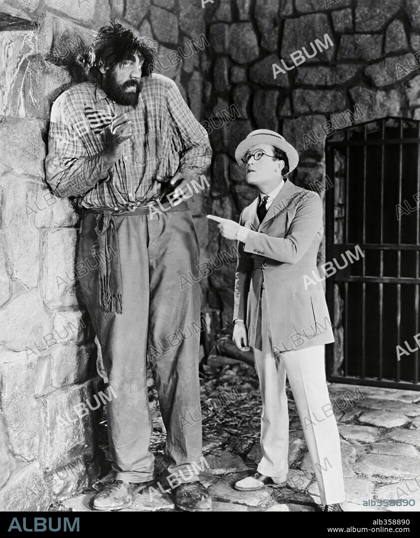 HAROLD LLOYD and JOHN AASEN in WHY WORRY?, 1923, directed by FRED NEWMEYER. Copyright HAL ROACH/PATHE EXCHANGE.
