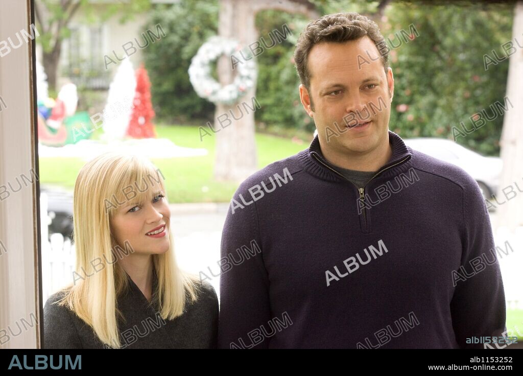 REESE WITHERSPOON y VINCE VAUGHN en COMO EN CASA EN NINGUN SITIO, 2008 (FOUR CHRISTMASES), dirigida por SETH GORDON. Copyright NEW LINE CINEMA / JOHNSON, JOHN P.