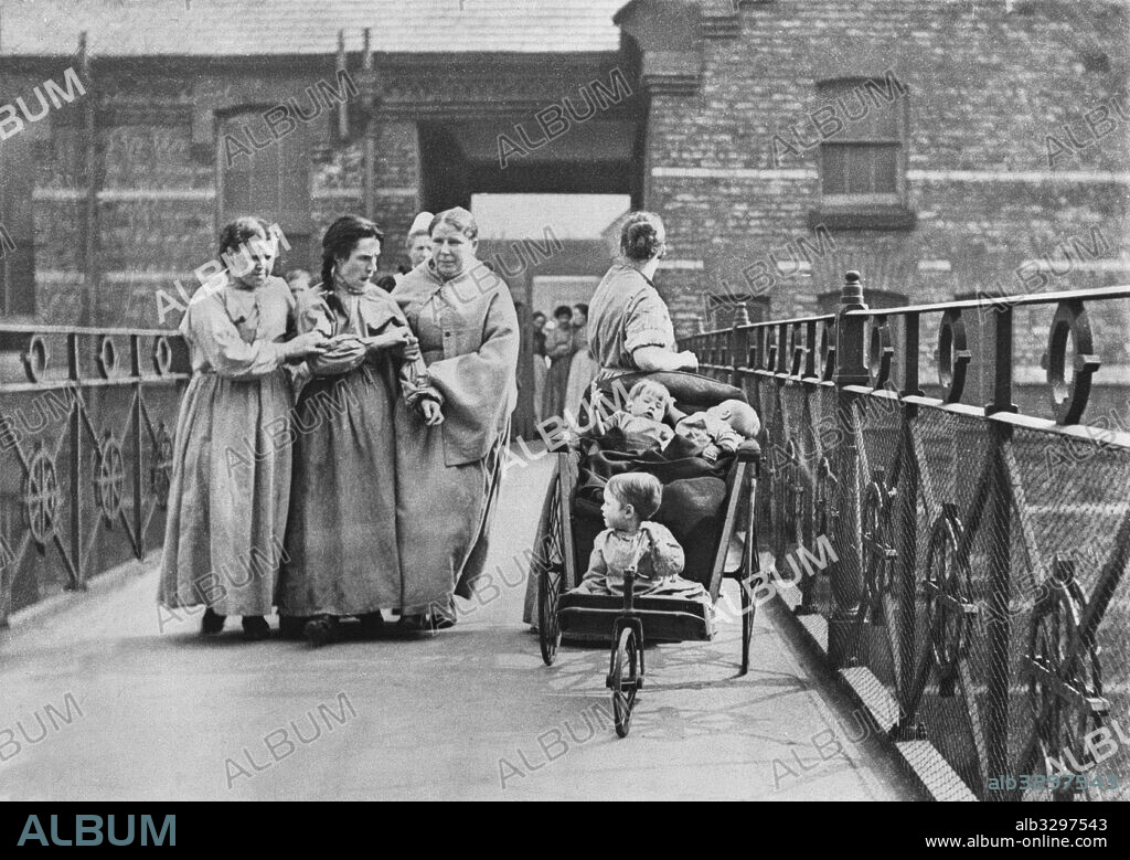 Women and Children at Crumpsall Workhouse, Manchester - c1890.