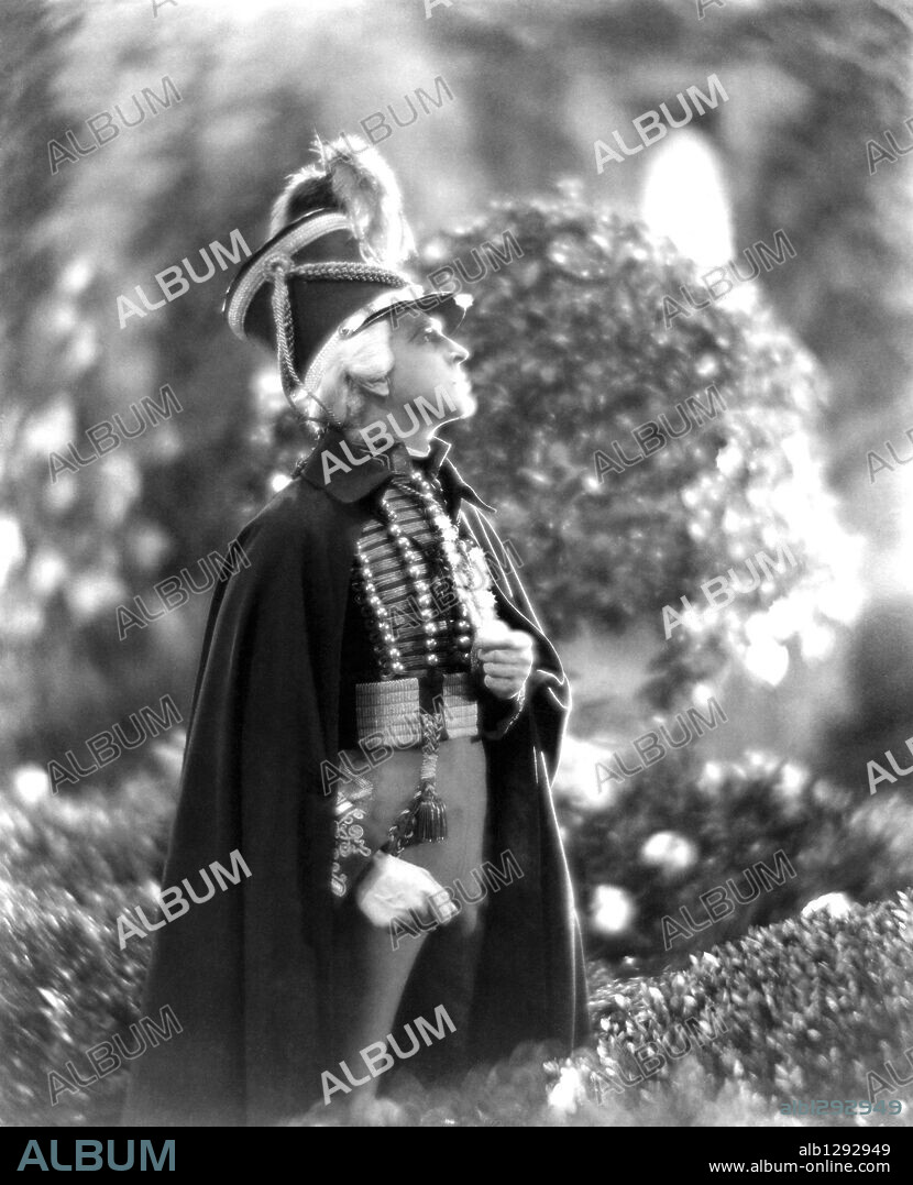 JOHN BARRYMORE in BEAU BRUMMEL, 1924, directed by HARRY BEAUMONT. Copyright WARNER BROTHERS.