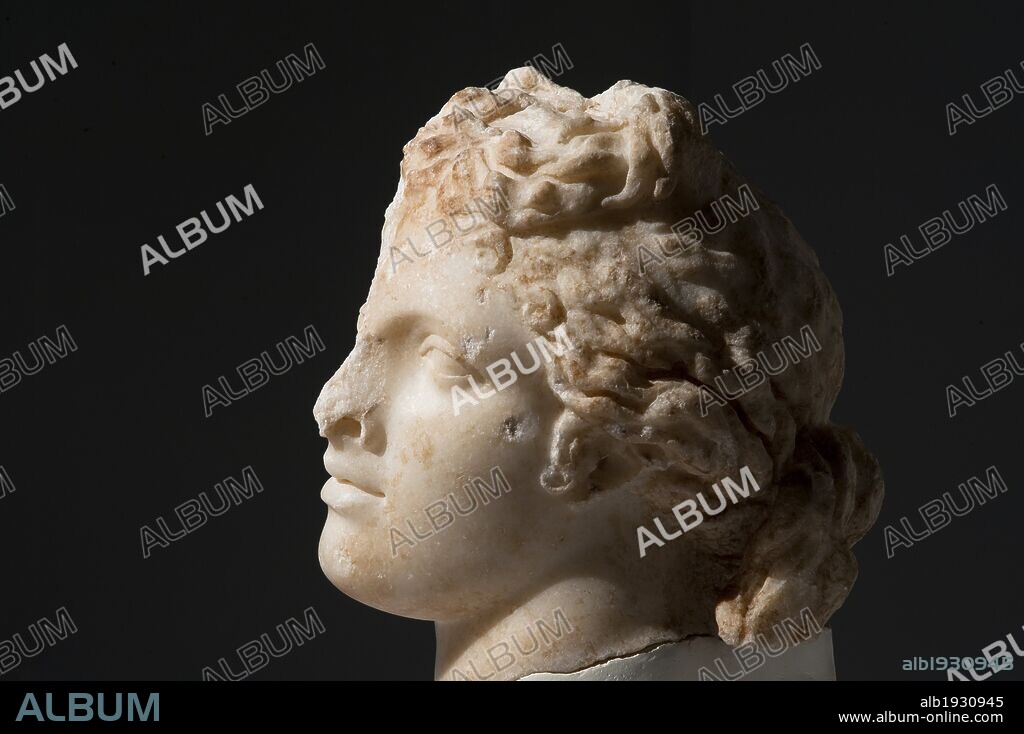 Venus de Iluro procedente de Can Xammar, Mataró. Escultura romana del Siglo II d.C.