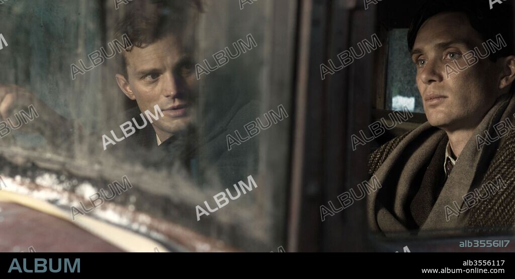 CILLIAN MURPHY y JAMIE DORNAN en OPERACION ANTHROPOID, 2016 (ANTHROPOID), dirigida por SEAN ELLIS. Copyright LD ENTERTAINMENT/22H22/LUCKY MAN FILMS.