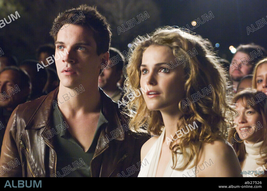 JONATHAN RHYS MEYERS und KERI RUSSELL in AUGUST RUSH, 2007, unter der Regie von KIRSTEN SHERIDAN. Copyright CJ ENTERTAINMENT/ODYSSEY ENTERTAINMENT/SOUTHPAW ENTERTAINMEN / GENSER, ABBOT.