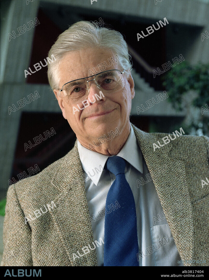 Editorial use only . Wilson at the groundbreaking for Fermilab's Main Ring accelerator in 1969. Robert Rathbun Wilson (1914-2000) was an American physicist who was a group leader of the Manhattan Project, a sculptor, and an architect of Fermi National Laboratory (Fermilab), where he was also the director from 1967-1978. In 1943, Wilson was appointed as head of the Cyclotron Group (R-1) by Oppenheimer for the Manhattan Project at Los Alamos. Only in his late twenties, he was the youngest group leader in the experimental division. After the bombings of Hiroshima and Nagasaki, Wilson helped organize the Association of Los Alamos Scientists (ALAS), which called, with a scientists' petition, for the international control of atomic energy. He also helped form the Federation of American Scientists and served as its chairman in 1946.