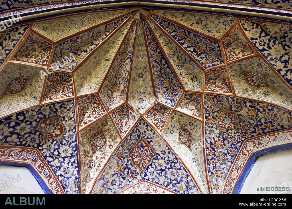 The mihrab in the Friday Mosque or Masjet-eJam, built in the year 1200 by the Ghorid Sultan Ghiyasyddin on the site of an earlier 10th century mosque, Herat, Herat Province, Afghanistan, Asia.