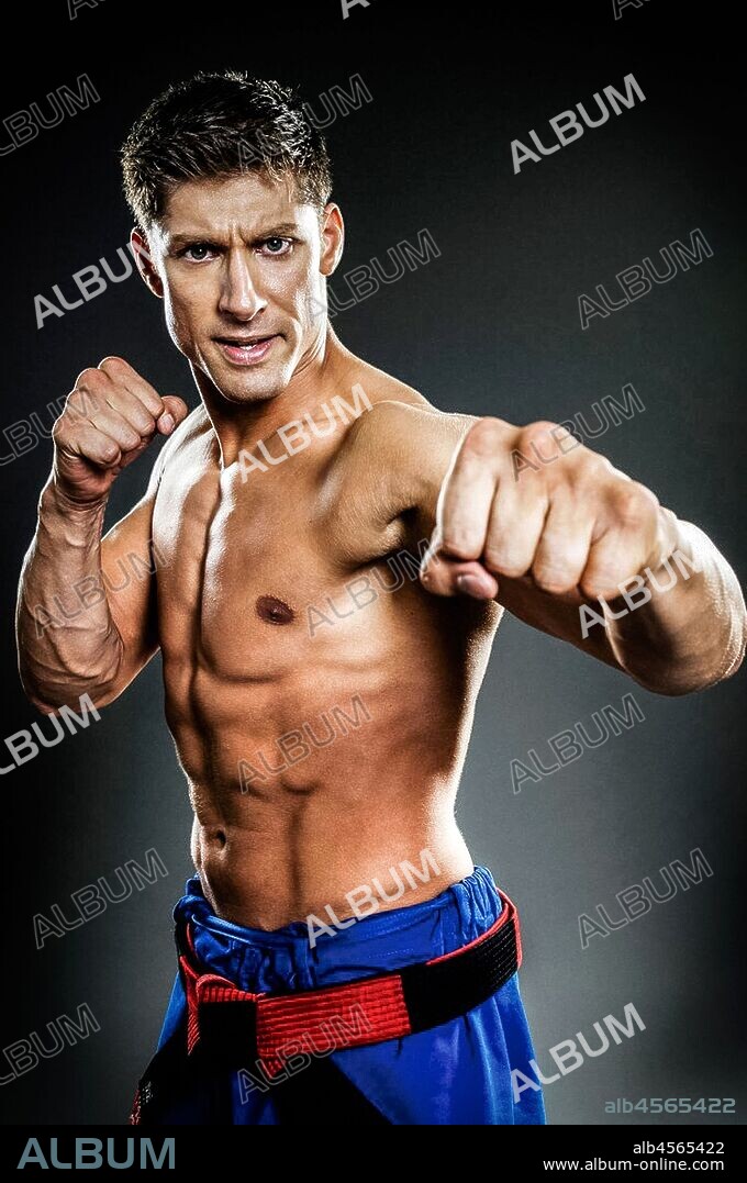 ALAIN MOUSSI in KICKBOXER: VENGEANCE, 2016, unter der Regie von JOHN STOCKWELL. Copyright RADAR PICTURES.