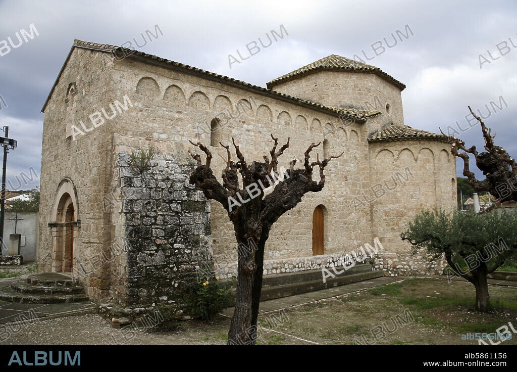 Torrelavit; Iglesia / Esglesia de Sant Marçal de Terrasola (románica del siglo XI).