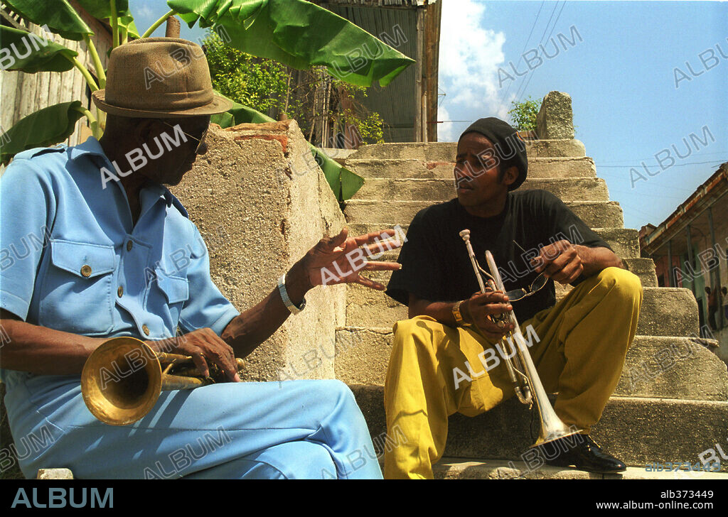 CUBA FELIZ, 2000, réalisé par KARIM DRIDI. Copyright ADR PRODUCTIONS/EL MOVIMIENTO NACIONAL DE VIDEO DE CUBA.