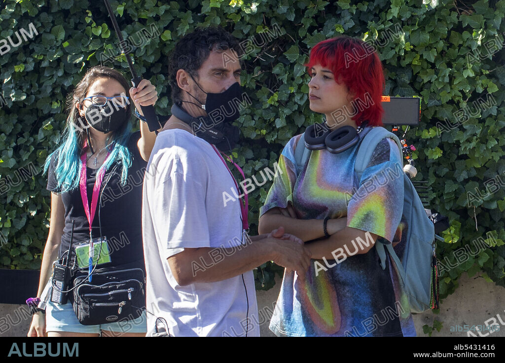 DORA POSTIGO and PACO LEON in RAINBOW, 2022, directed by PACO LEON. Copyright TELECINCO CINEMA.