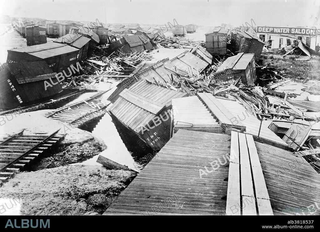 The Hurricane of 1900 made landfall on the city of Galveston, Texas, on September 8, 1900. It had estimated winds of 145 miles per hour at landfall, making it a Category 4 storm on the Saffir-Simpson Hurricane Scale It was one of the deadliest and costliest hurricanes in American history. The hurricane caused great loss of life with the estimated death toll between 6,000 and 12,000 individuals, giving the storm the third-highest number of deaths or injuries of any Atlantic hurricane, after the Great Hurricane of 1780 and 1998's Hurricane Mitch. The Galveston Hurricane of 1900 is to date the deadliest natural disaster ever to strike the United States. By contrast, the second-deadliest storm to strike the United States, the 1928 Okeechobee Hurricane, caused more than 2,500 deaths, and the deadliest storm of recent times, Hurricane Katrina, claimed the lives of approximately 1,800 people.