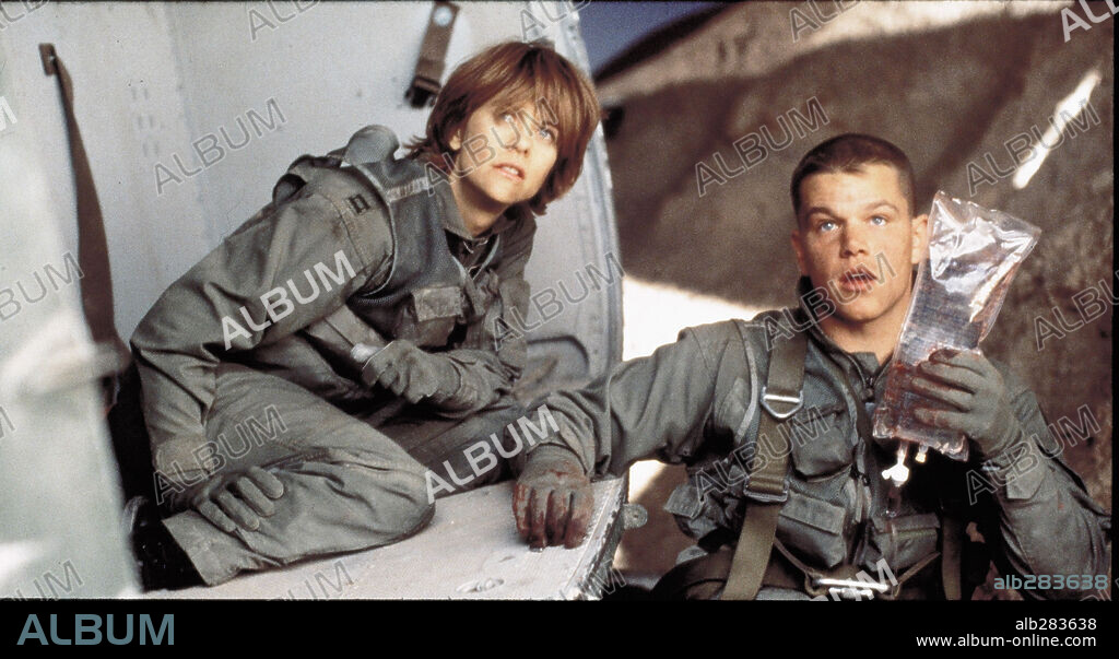 MATT DAMON et MEG RYAN dans COURAGE UNDER FIRE, 1996, réalisé par EDWARD ZWICK. Copyright 20TH CENTURY FOX / WALLACE, MERIE W.