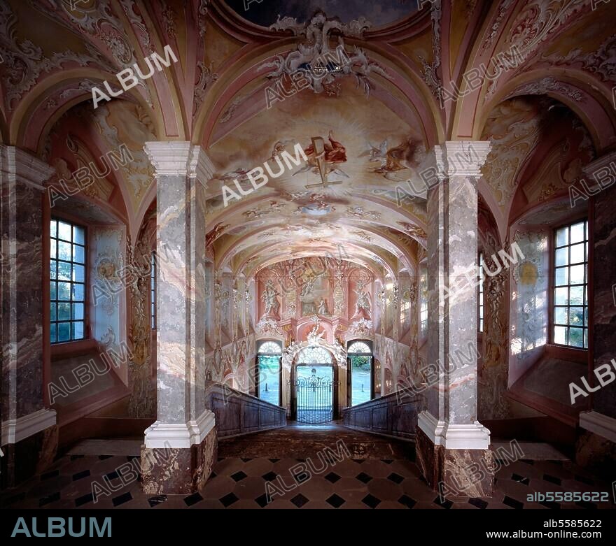 Bonn-Poppelsdorf (Nordrhein-Westfalen), Kreuzbergkirche, Heilige Stiege. (erbaut 1746-51 unter Kurfürst Clemens August; Architekt: Balthasar Neumann). Innenansicht. Foto (Florian Monheim).