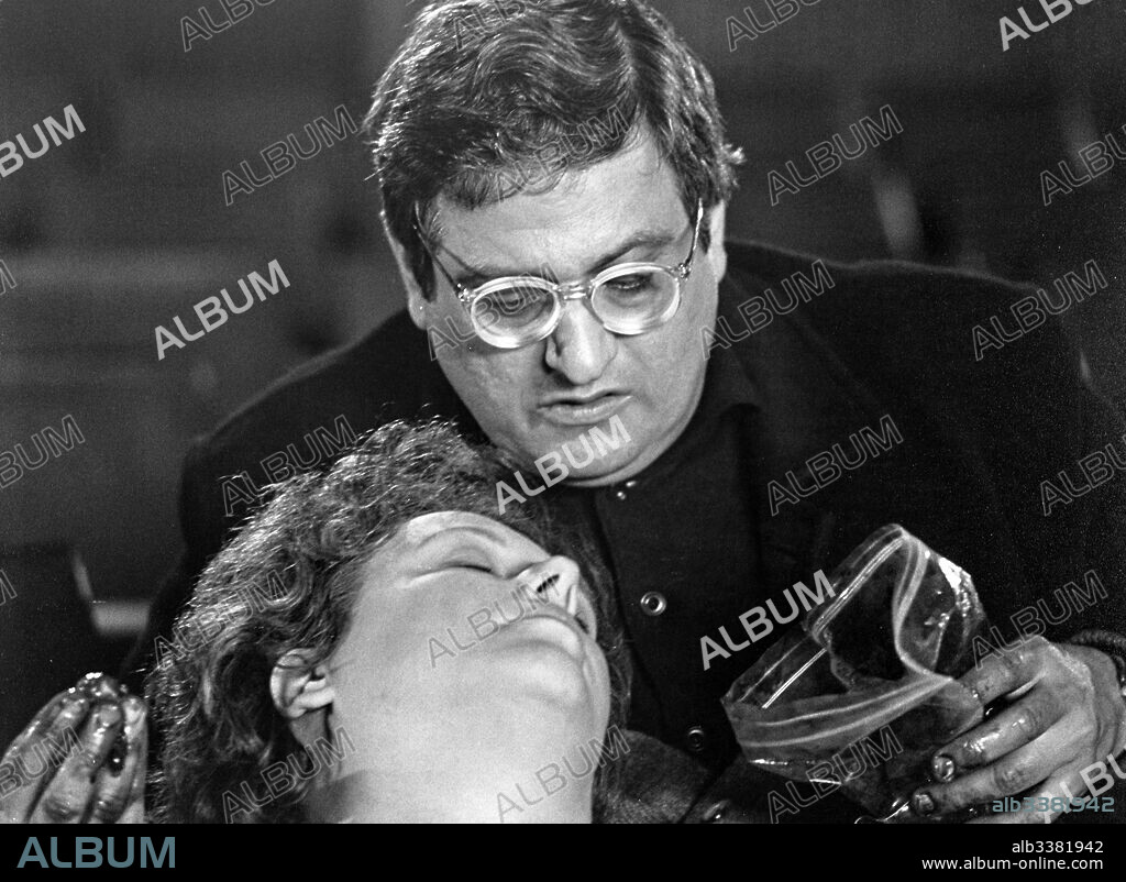 ANGUSTIA, 1987, dirigida por JUAN JOSE BIGAS LUNA. Copyright SPECTRAFILM.
