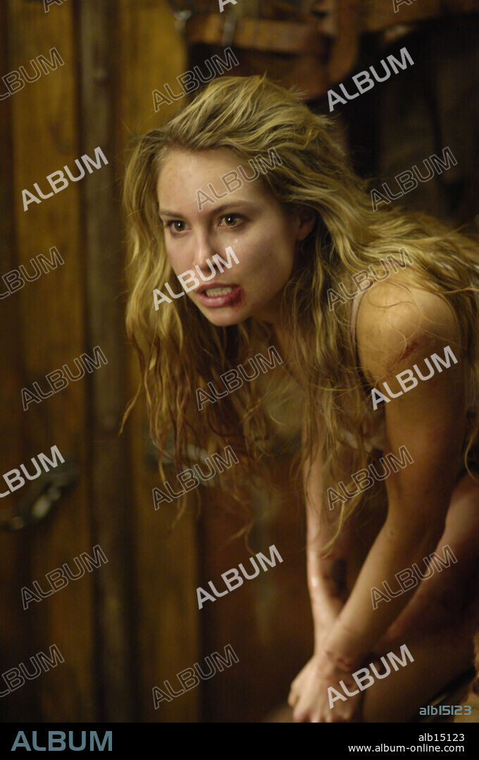 SARAH CARTER en SKINWALKERS, 2006, dirigida por JAMES ISAAC. Copyright SKINWALKERS DCP INC/RED MOON FILMS/CONSTANTIN FILM PRODUKTIO.