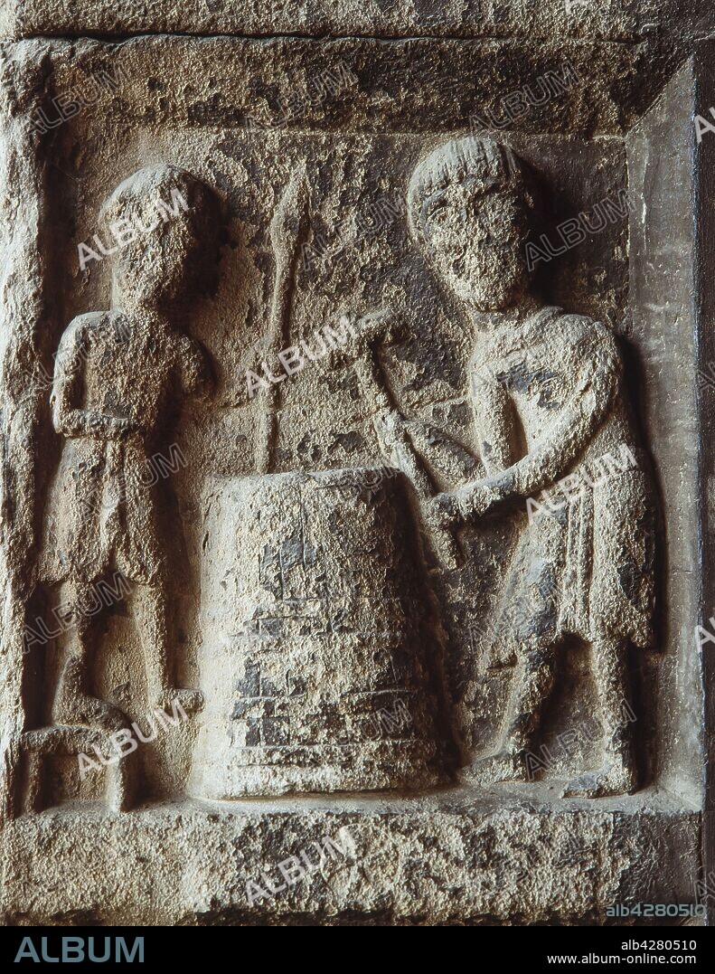 Detalle del pórtico del monasterio de Santa María de Ripoll, mes de marzo, siglo XII.