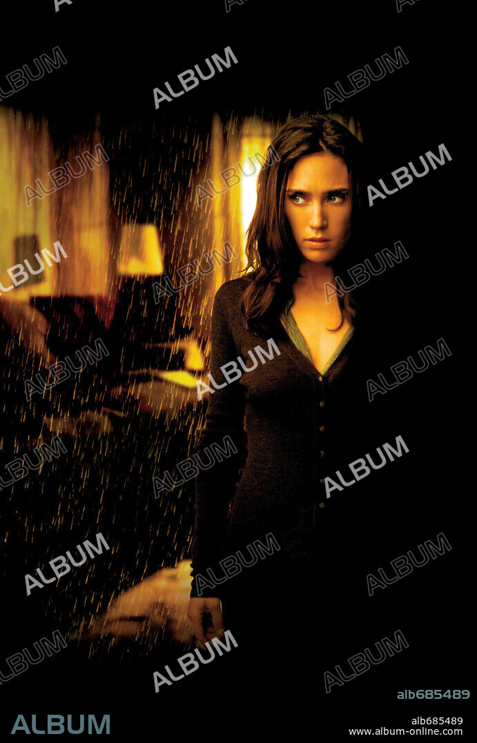 JENNIFER CONNELLY en DARK WATER [LA HUELLA], 2005 (DARK WATER), dirigida por WALTER SALLES. Copyright TOUCHSTONE PICTURES.