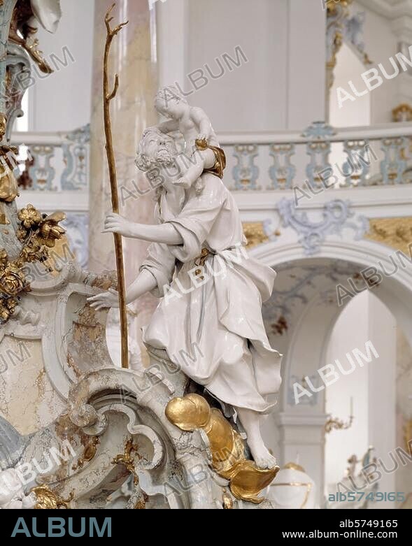 Vierzehnheiligen, Gnadenaltar in der Wallfahrtskirche / Heiliger Christophorus, Schutzpatron der Autofahrer und Reisenden © Peter Eberts Filmsize: 9 × 12 cm/4 × 5''.