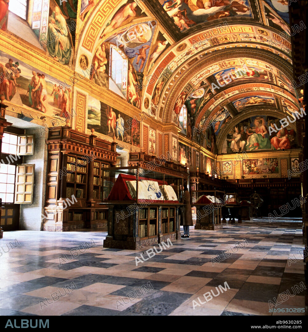 Overview of the Library of the Monastery of San Lorenzo de El Escorial.