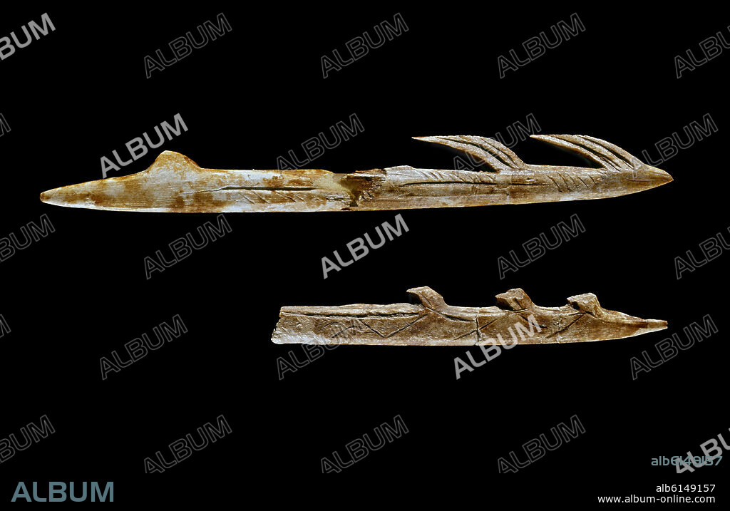 ARPONES DE HUESO PARA PESCA PROCEDENTES DE LA CUEVA DE TITO BUSTILLO - MAGDALENIENSE - PALEOLITICO SUPERIOR.