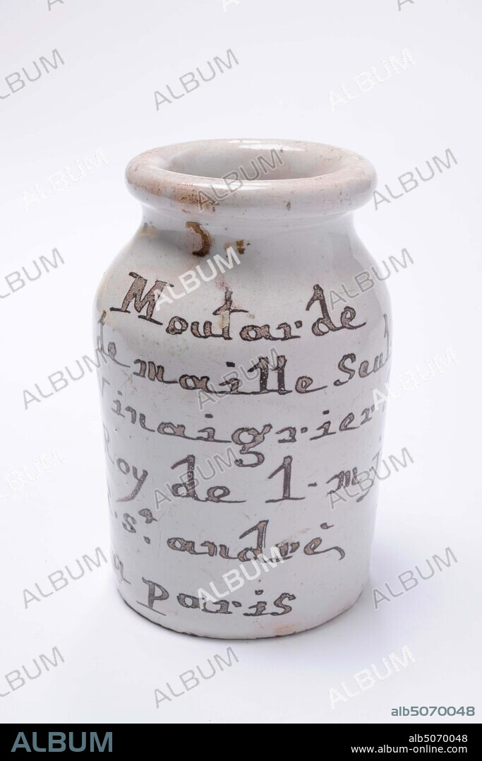 mustard pot, Anonymous, 18th century, tin glaze, earthenware, Mustard pot of red fired earthenware, inside and outside with white tin glaze. The pot has a cylindrical body with a flat bottom and a constricted neck with a rolled mouth edge. On the body is inscription in manganese purple: Moutarde de maille Seul Vinaigrier du Roy de 1.m.j. R.st. andré a paris, General: 11.6 x 8cm 116 x 80mm.