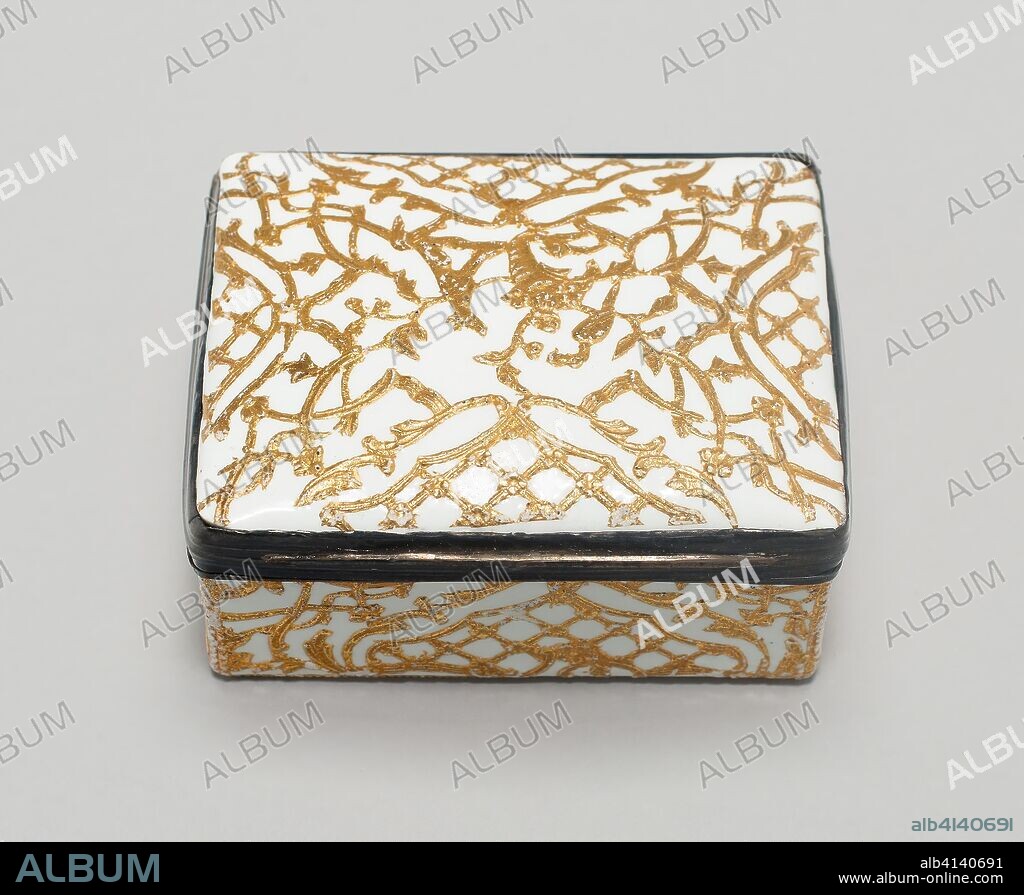 MEISSEN PORCELAIN MANUFACTORY. Snuff Box. Christoph Conrad Hunger; German, active 1725-75. Date: 1735-1745. Dimensions: 3.2 x 6.4 x 5.1 cm (1 1/4 x 2 1/2 x 2 in.). Metal, enamel, and gold. Origin: Meissen.