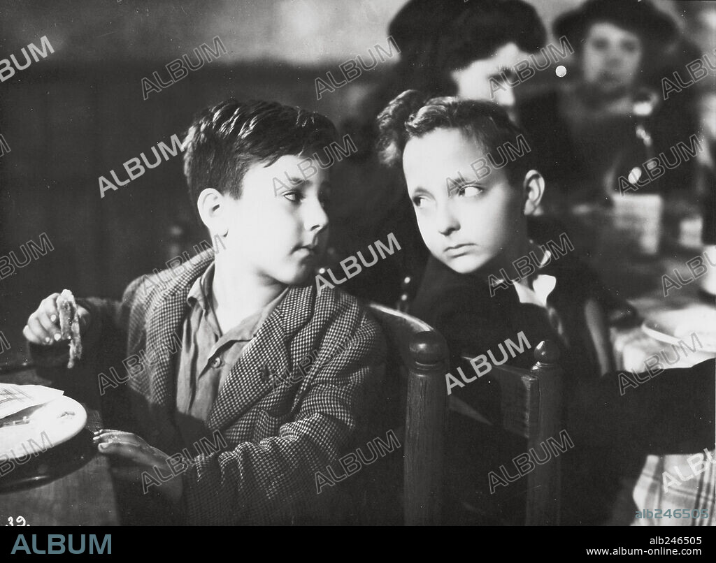 ENZO STAIOLA en LADRÓN DE BICICLETAS, 1948 (LADRI DI BICICLETTE), dirigida por VITTORIO DE SICA. Copyright PDS/ENIC.