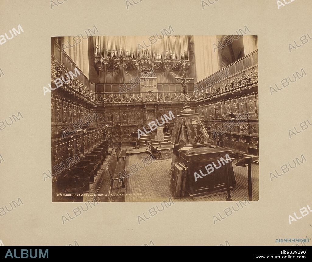 Choir of the Cathedral of Murcia, MURCIE. INTÉRIEUR DE LA CATHÉDRALE, VUE GÉNÉRALE DU CHOEUR (title on object), anonymous, Kathedraal van Murcia, c. 1875 - c. 1900, cardboard, albumen print, height 223 mm × width 280 mm.