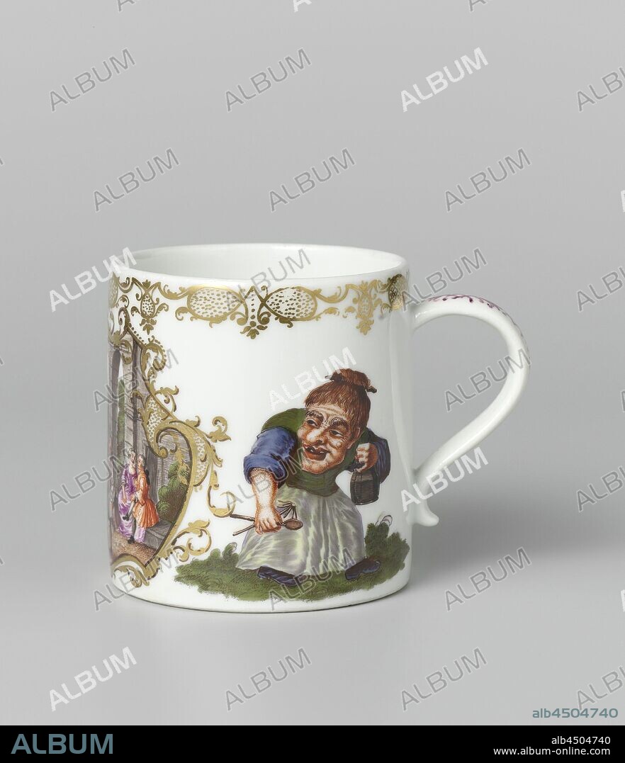Cup with an ear, multi-colored with a representation of the month of May, Cylindrical cup with an S-shaped ear, painted porcelain. The cup is painted with a cartouche of leaf and network, within which couples in a garden and a boy with a dog and above which the name Majus. A dwarf with glasses and one with a basket are painted on both sides. The cup is marked., Meissener Porzellan Manufaktur, Meissen, c. 1740 - c. 1745, porcelain (material), h 7.7 cm × w 10.1 cm × d 7.0 cm.