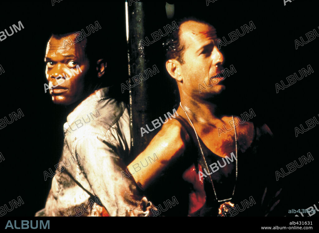 BRUCE WILLIS et SAMUEL L. JACKSON dans UNE JOURNÉE EN ENFER - DIE HARD 3, 1995 (DIE HARD WITH A VENGEANCE), réalisé par JOHN MCTIERNAN. Copyright CINERGI PICTURES / WETCHER, BARRY.