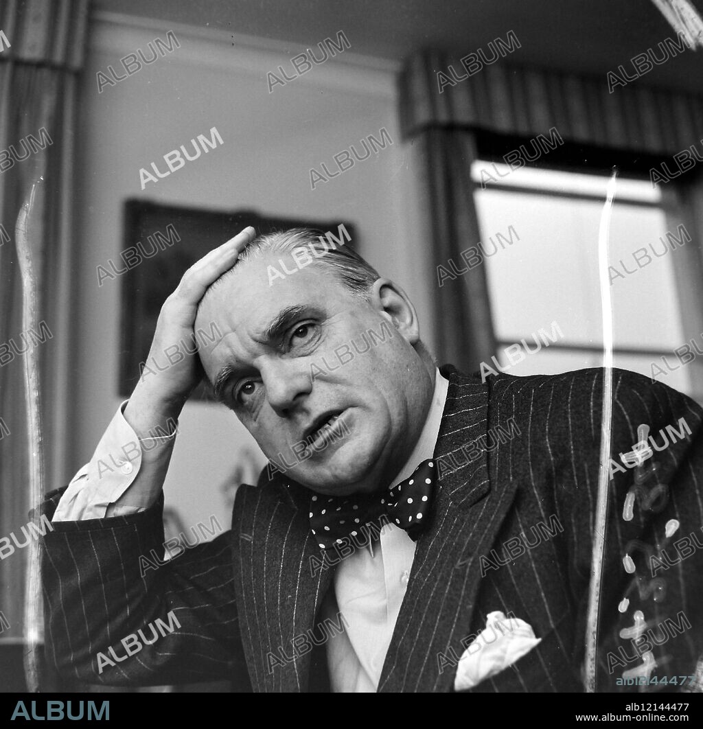 LORD BOOTHBY TALKING FREELY AT INTERVIEW ;. 6 OCTOBER 1962.