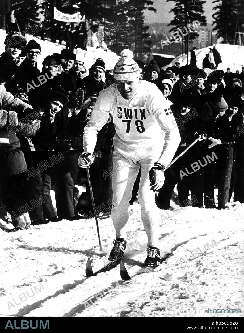 Arkiv1962. Assar Rönnlund vinner guld på 15 kilometer och i stafett vid skid-VM i Zakopane. Här syns han under ett lopp på 15 km i Lahtis 1969.. Foto: Pressens Bild Kod:190. Scanpix Sweden.
