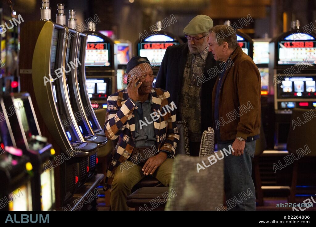 KEVIN KLINE, MORGAN FREEMAN and ROBERT DE NIRO in LAST VEGAS, 2013, directed by JON TURTELTAUB. Copyright CBS FILMS.