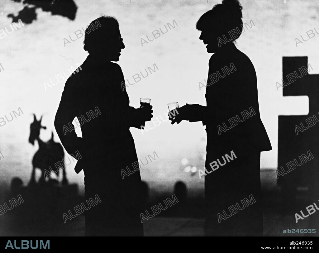 DIANE KEATON y WOODY ALLEN en MANHATTAN, 1979, dirigida por WOODY ALLEN. Copyright UNITED ARTISTS.