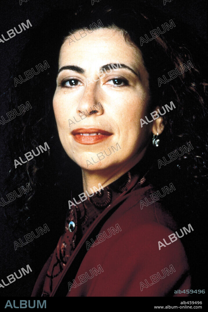 ROMA MAFFIA in DISCLOSURE, 1994, directed by BARRY LEVINSON. Copyright WARNER BROTHERS.