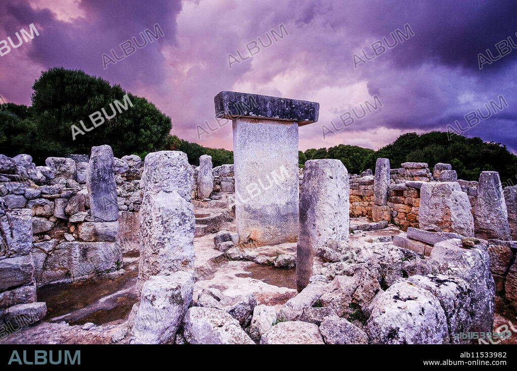 Taula enclosure, talayotic village of torralba den Salord. 1000 b.C., Menorca, Balearic islands, Spain.