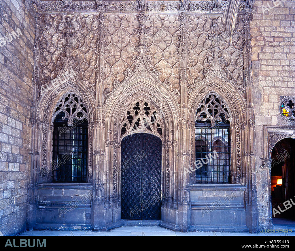 Marc Safont, fachada de la capilla de Sant Jordi, siglo XV. Palau de la Generalitat, Barcelona.