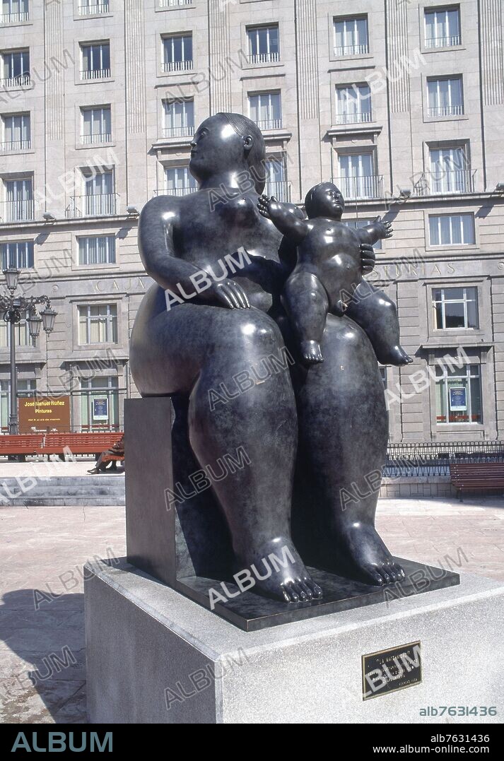 FERNANDO BOTERO. LA MATERNIDAD - DONADA A LA CIUDAD POR OVIEDO DE GABLA.