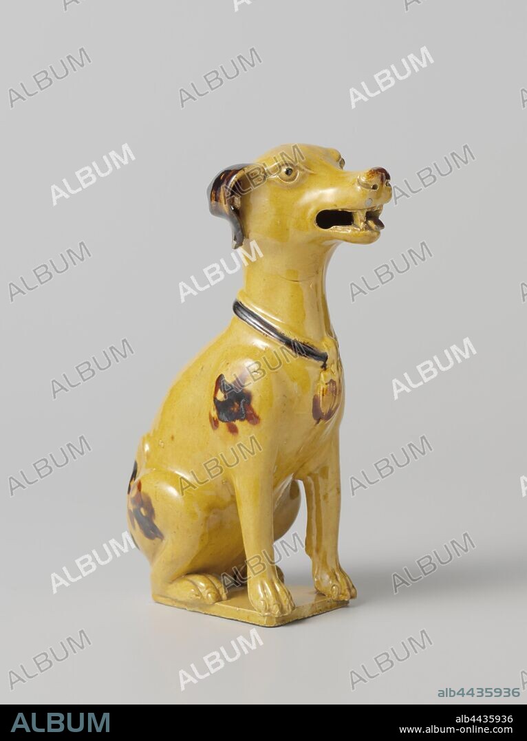Figure of a seated dog with spots and collar, Sitting porcelain dog on a small foot, painted on the glaze in yellow, brown and black with a yellow fur, dark dots and a collar. Email sur biscuit., anonymous, China, c. 1775 - c. 1799, Qing-dynasty (1644-1912) / Qianlong-period (1736-1795) / Jiaqing-period (1796-1820), porcelain (material), glaze, vitrification, h 17.5 cm × l 10.5 cm × w 6.5 cm.