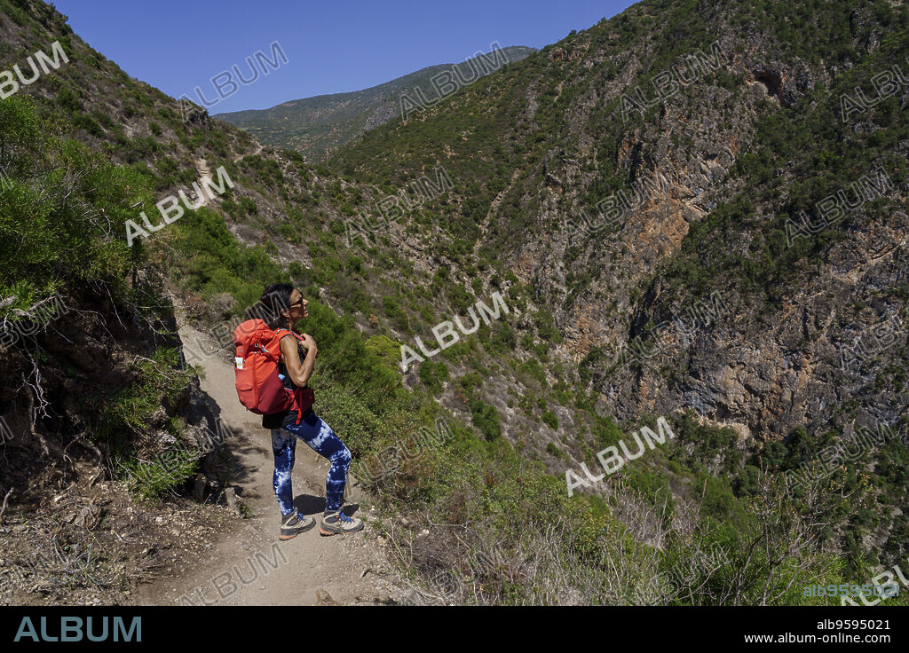 God's Bridge, hiker, Akchour, Talassemtane Nature Park, Rif region, morocco, africa.