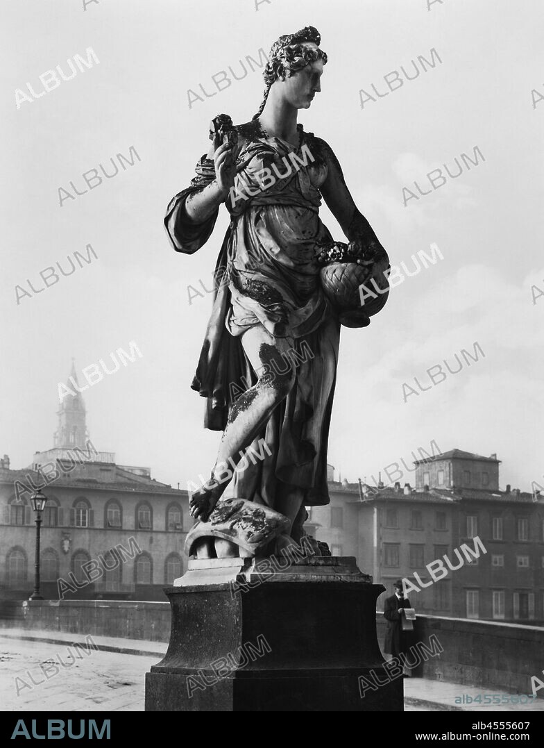 Tuscany. florence. spring statue by pietro francavilla on the holy trinity bridge. 1900-10.