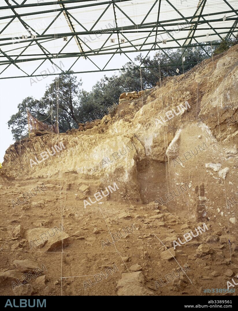Paleolithic era. Archeological Site of Atapuerca. "Railway Trench" (Trinchera del Ferrocarril) where various fossil sediments were discovered. Topographic and stratigraphic marks. Excavation square technique and archaeological test pits. Province of Burgos, Castile and Leon, Spain. Unesco World Heritage Site.
