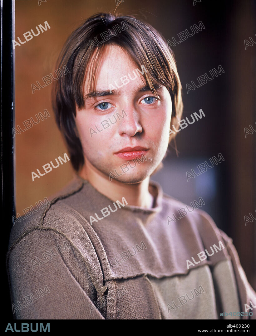 VINCENT KARTHEISER in ANGEL-TV, 1999, directed by DAVID GREENWALT and JOSS WHEDON. Copyright 20TH CENTURY FOX TV.